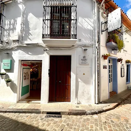 Estudio 2 By Mezquitasuites Cordoba